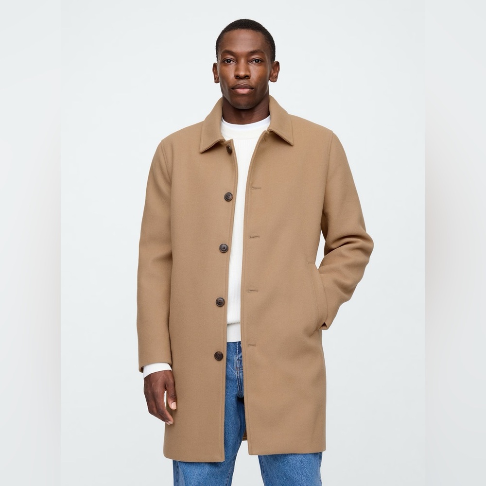 GAP Men's Relaxed Fit Tan Overcoat